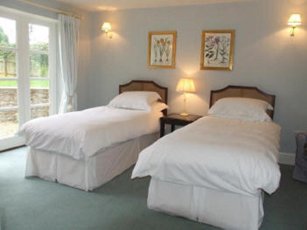 Well Cottage B&B Cirencester Exterior foto